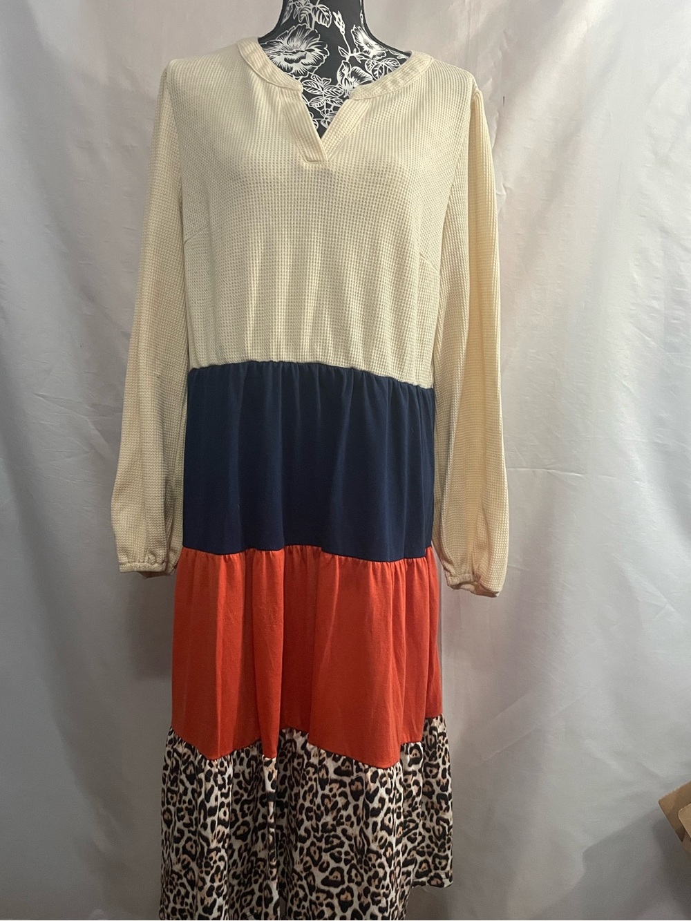 Colorblock Tiered Long Sleeve Dress